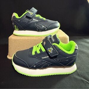 NWOT Reebok Infant Toddler Blue Green Sneakers Space/Aliens Print Kids Shoes